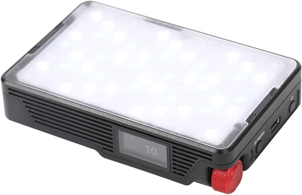 Aputure MC Pro RGBWW-LED Leuchte (geöffnete OVP)